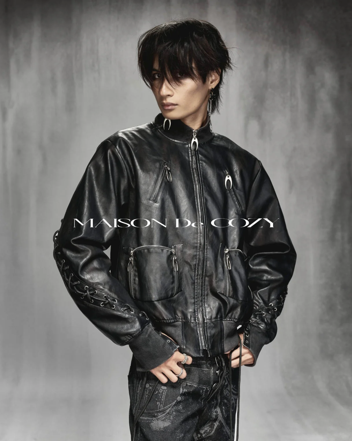 MDC STITCH BLACK BOMBER - Image 3