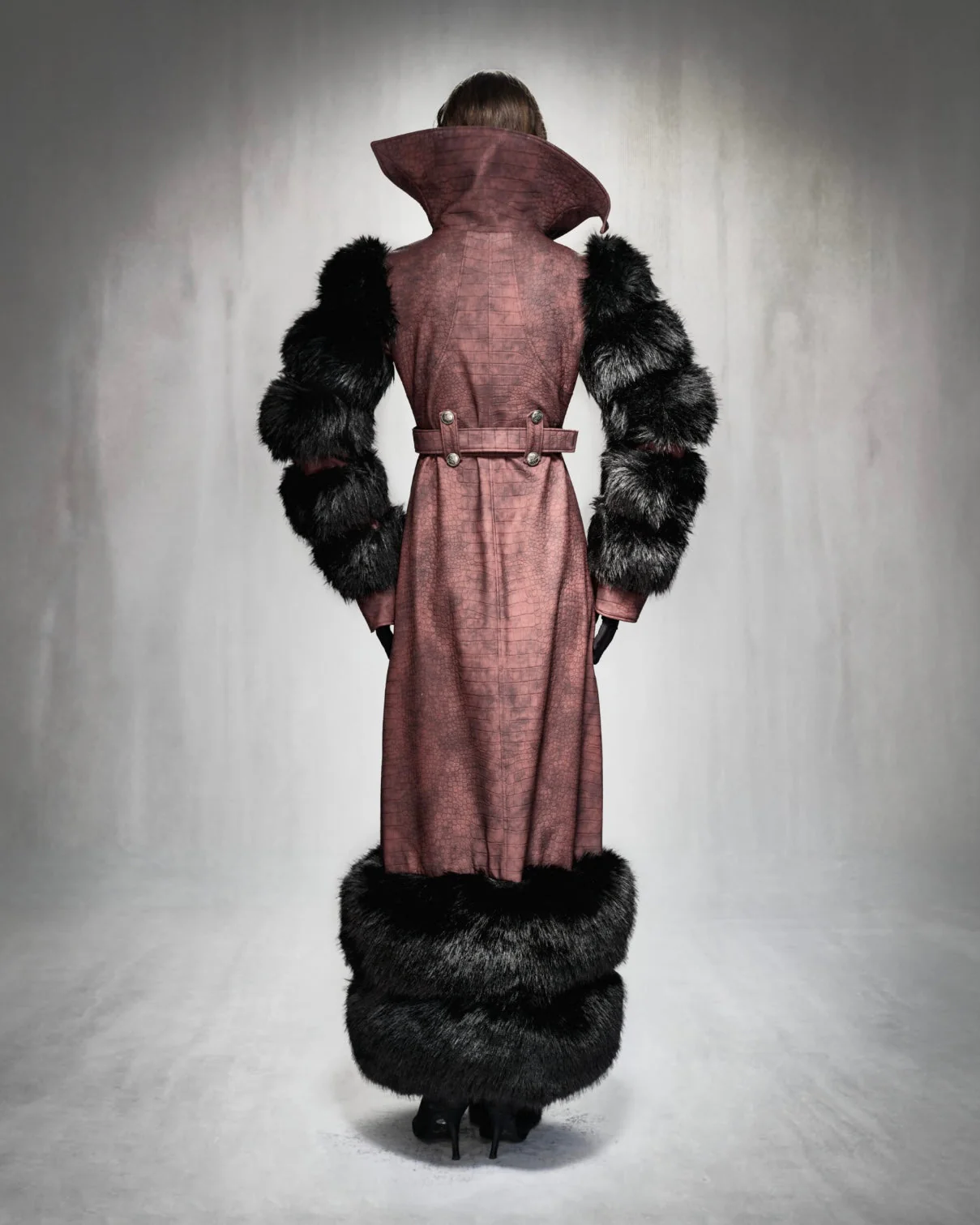 SCARLET GOWN - Image 5